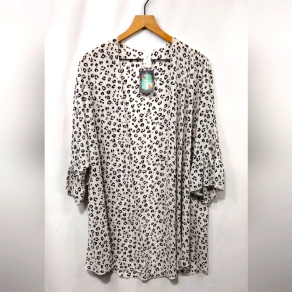 NWT Now N Forever Animal Print Kimono Women's M White Black Boho Retro 90s Y2K